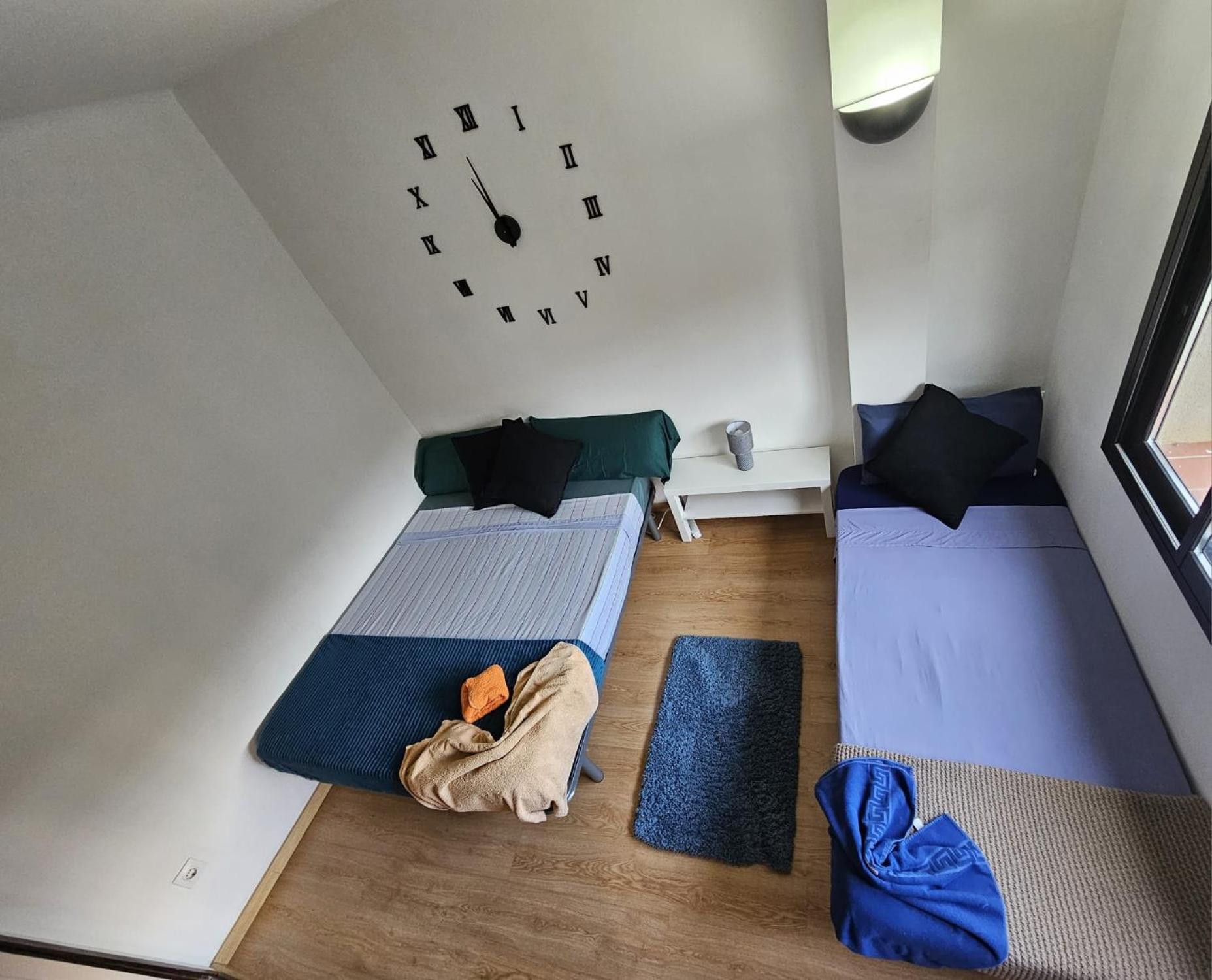 Meridiana Nino House Kapselhotel